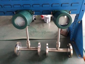 超聲波便攜式明渠流量計:內(nèi)置打印機超